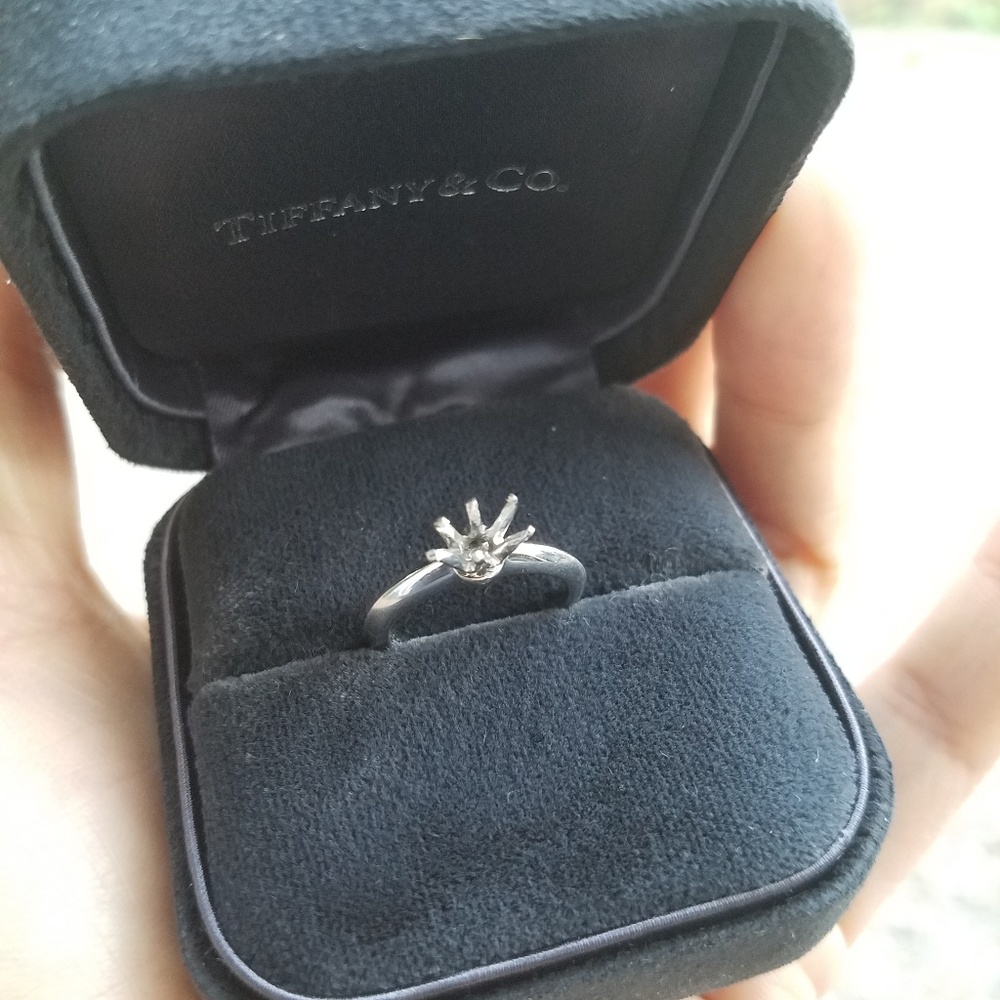Tiffany & Co 1.22 ct engagement ring semi mount